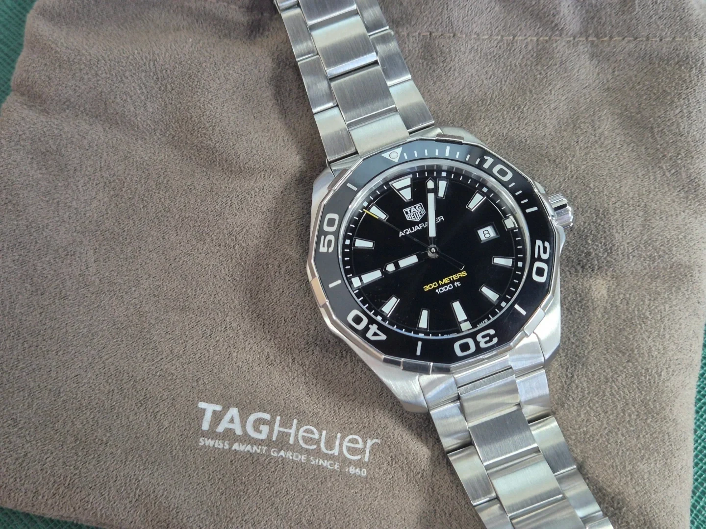 태그호이어 아쿠아레이서 쿼츠 검판 43mm TAG-N17265-1 실물 상세 이미지 1