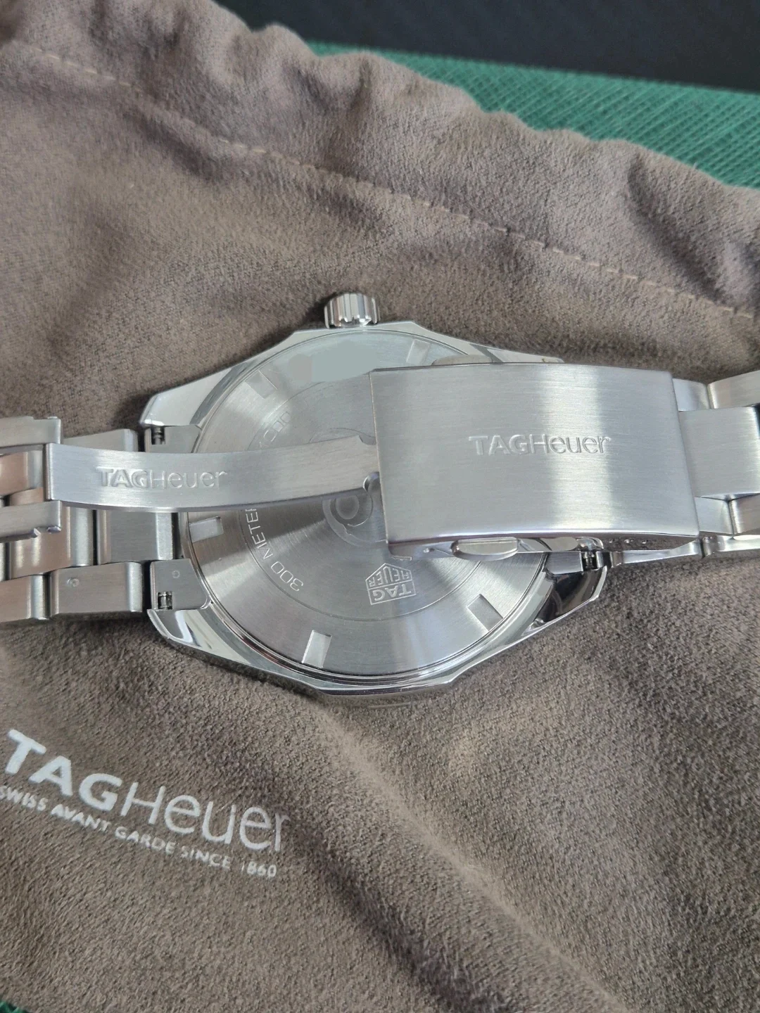 태그호이어 아쿠아레이서 쿼츠 검판 43mm TAG-N17265-1 실물 상세 이미지 3